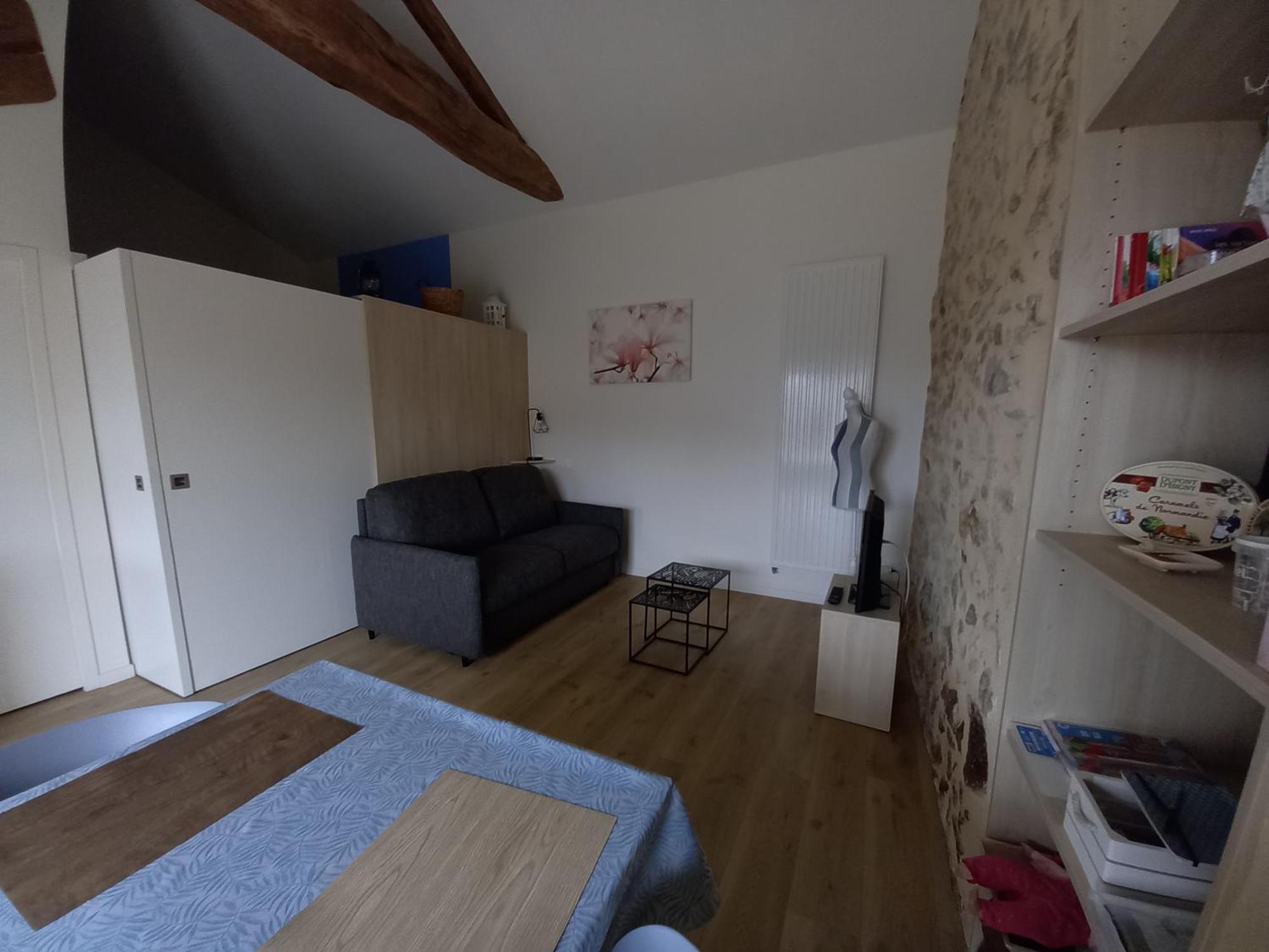 Gite La Petite Maison Montournais Exteriör bild